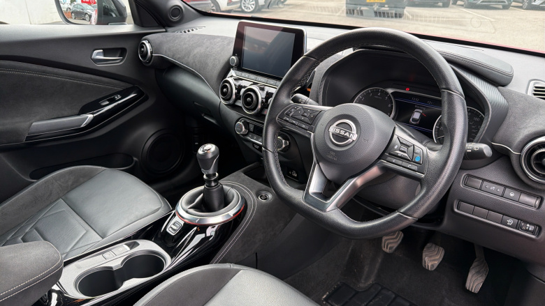 Nissan Juke 1.0 DiG-T 114 Tekna+ 5dr Petrol Hatchback